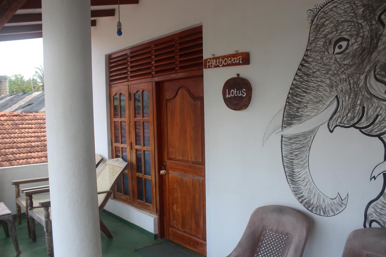 Julie Guest House Tangalle Ngoại thất bức ảnh