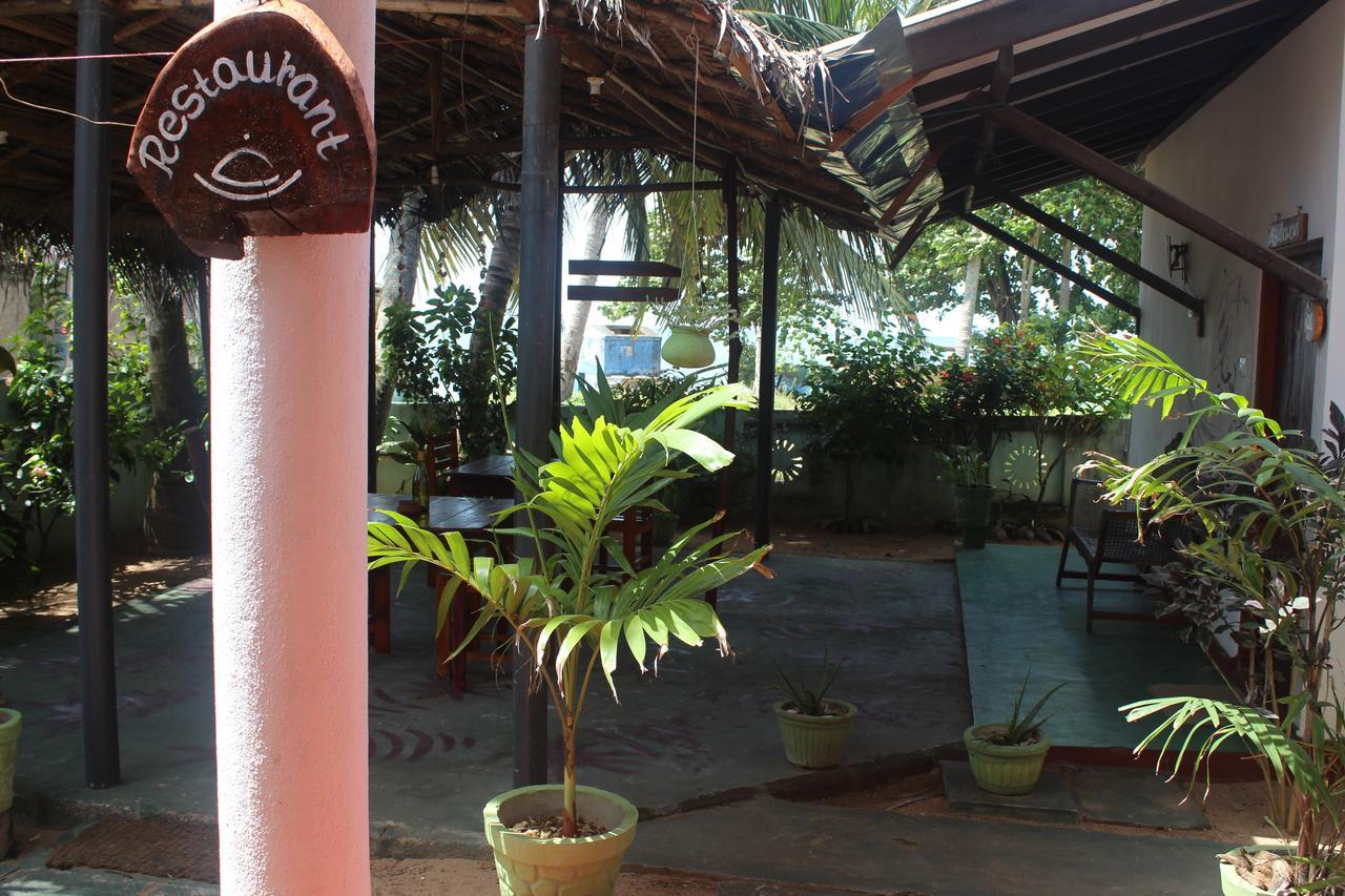 Julie Guest House Tangalle Ngoại thất bức ảnh