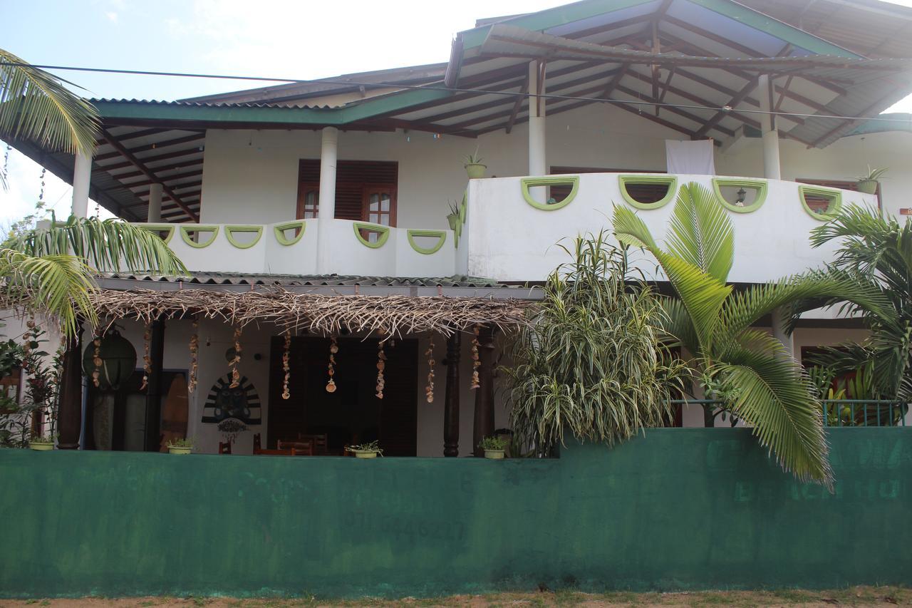 Julie Guest House Tangalle Ngoại thất bức ảnh