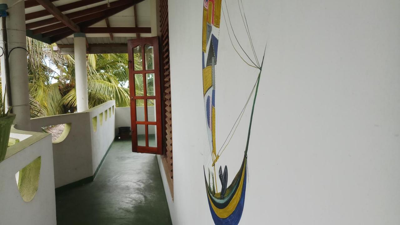Julie Guest House Tangalle Ngoại thất bức ảnh