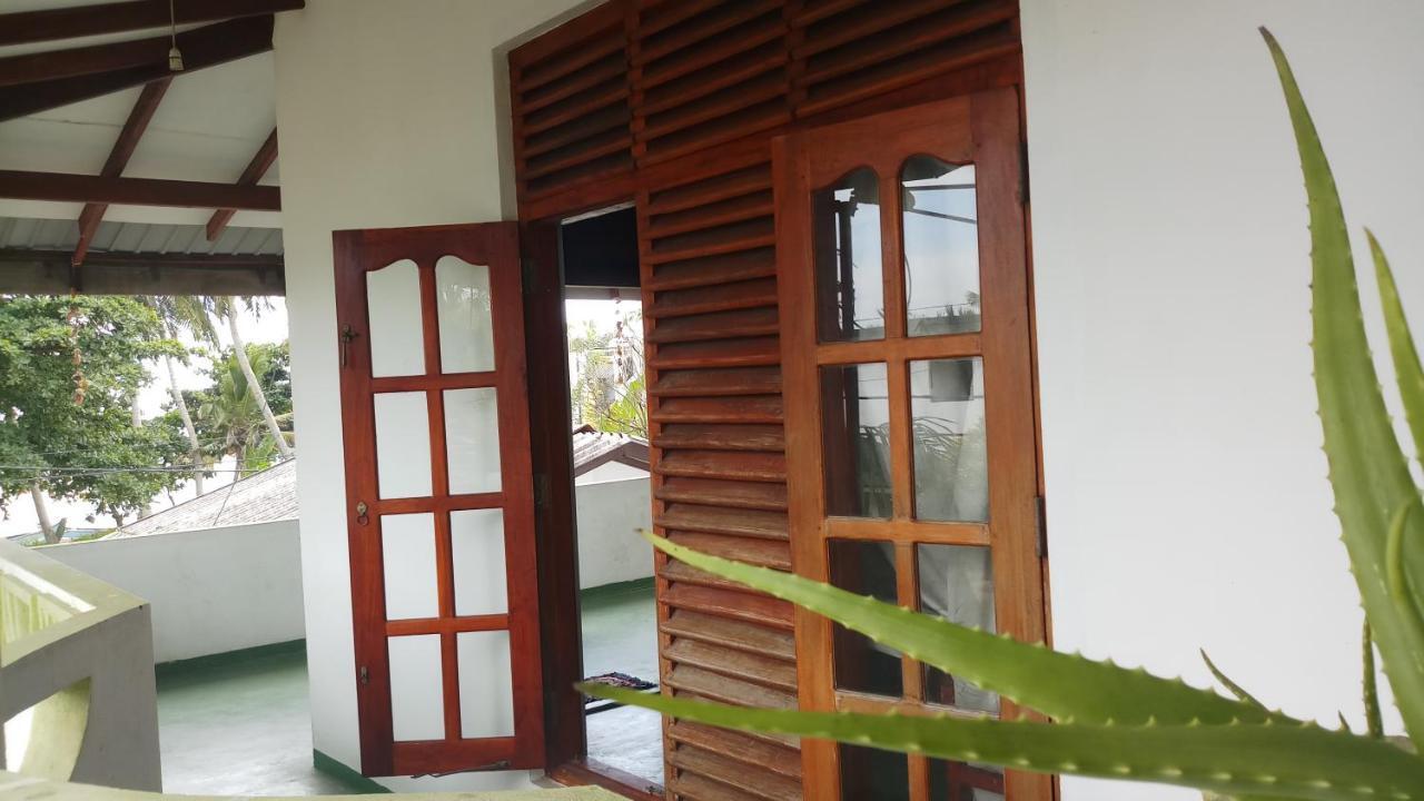 Julie Guest House Tangalle Ngoại thất bức ảnh