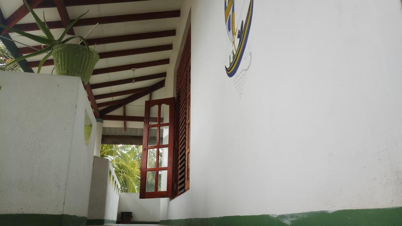 Julie Guest House Tangalle Ngoại thất bức ảnh